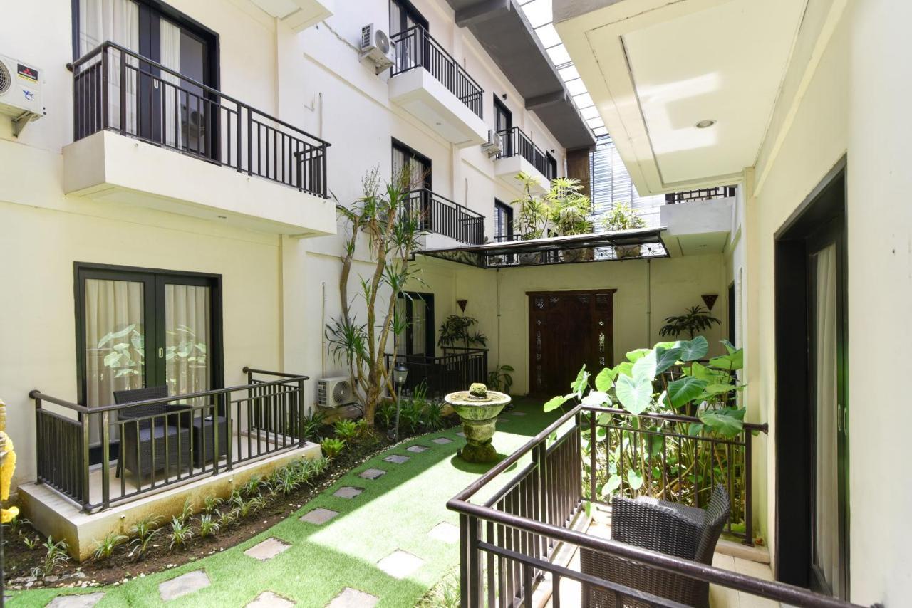 Reddoorz Plus Near Mall Bali Galeria 2 Dempassar Exterior foto