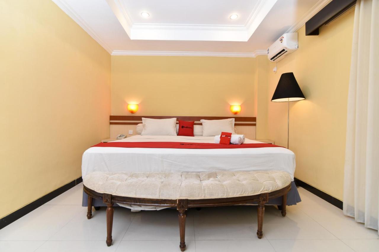 Reddoorz Plus Near Mall Bali Galeria 2 Dempassar Exterior foto