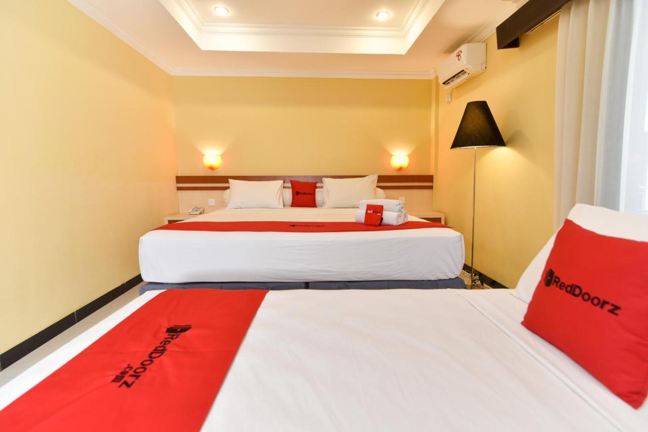 Reddoorz Plus Near Mall Bali Galeria 2 Dempassar Exterior foto