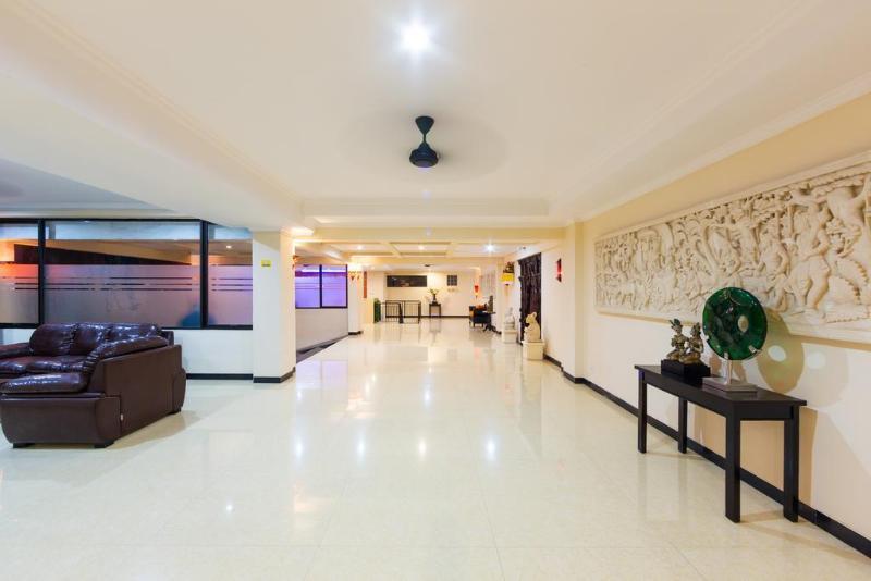 Reddoorz Plus Near Mall Bali Galeria 2 Dempassar Exterior foto